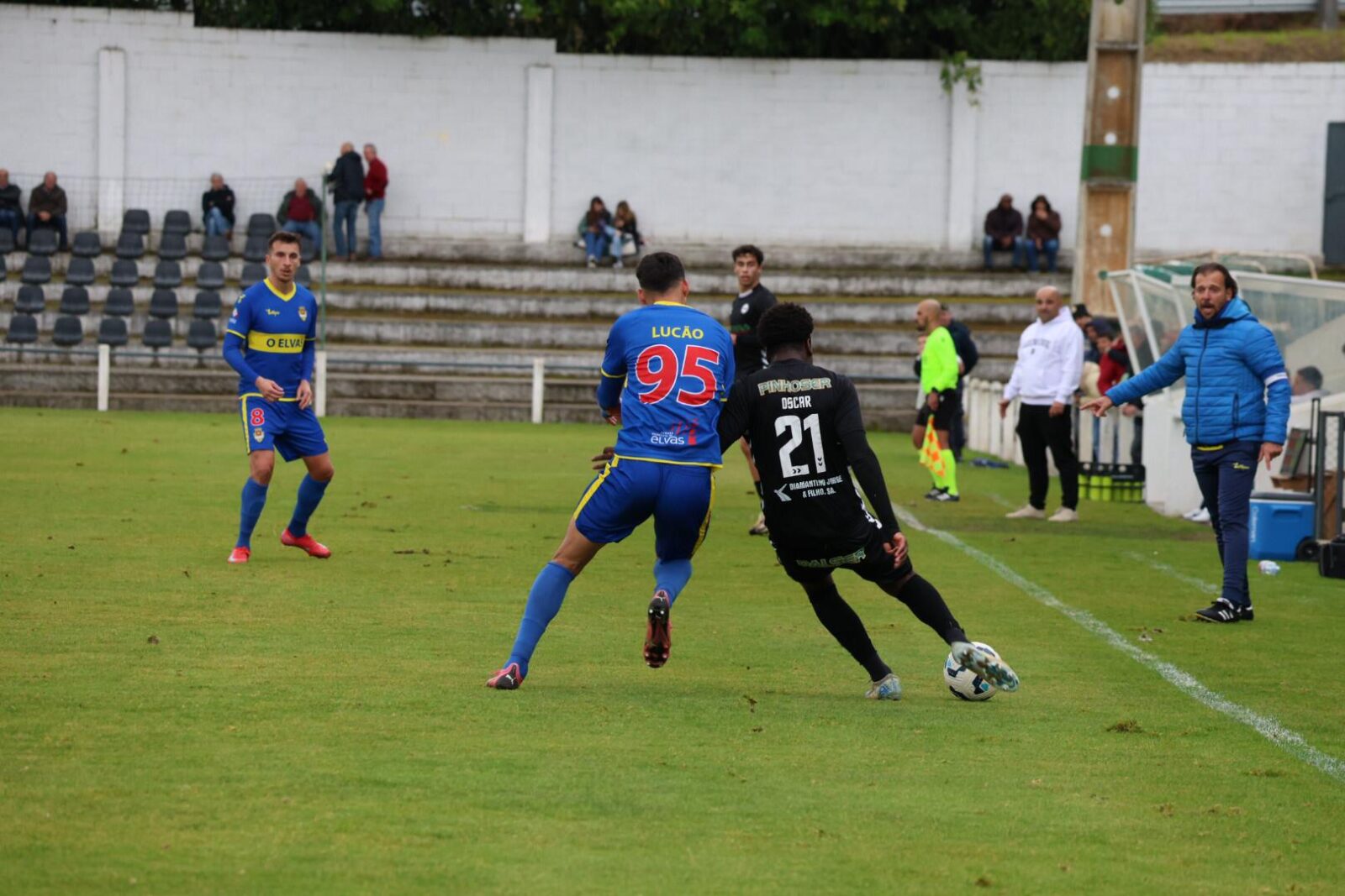 WhatsApp Image 2025-03-02 at 15.59.05