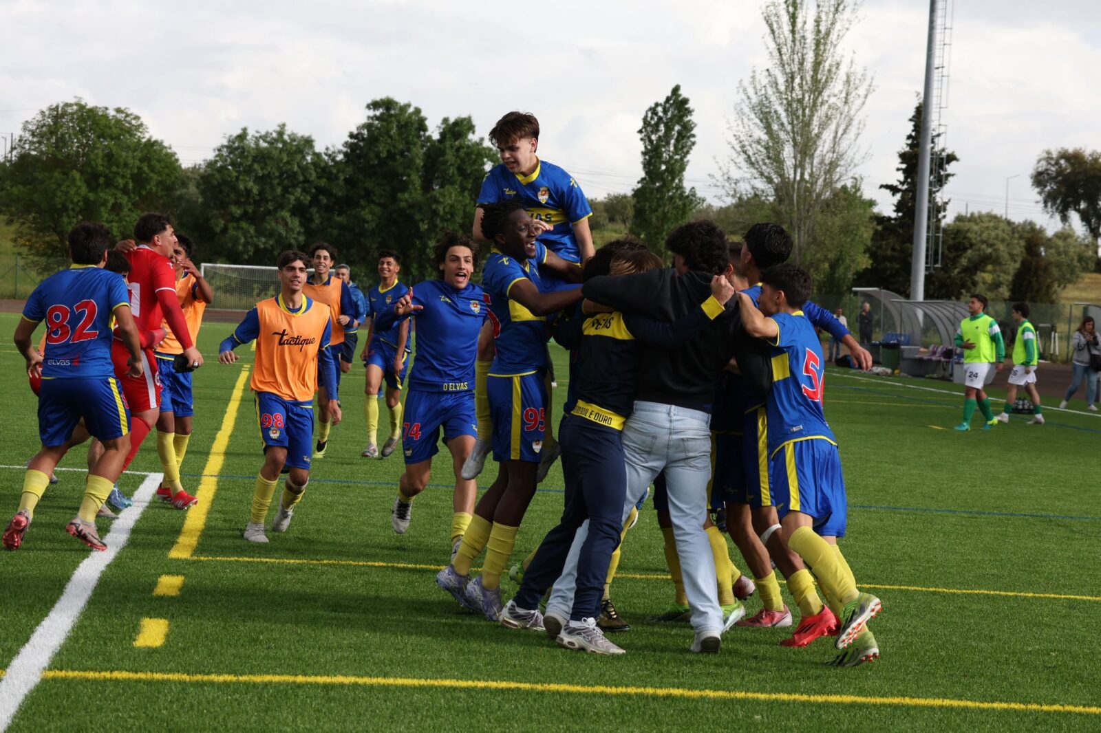 WhatsApp Image 2025-05-03 at 18.14.07